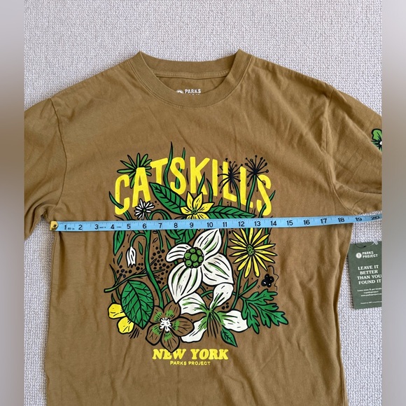 NWT PARKS PROJECT Catskills Flower Patch Long Sleeve Tee Medium Unisex - Picture 4 of 7